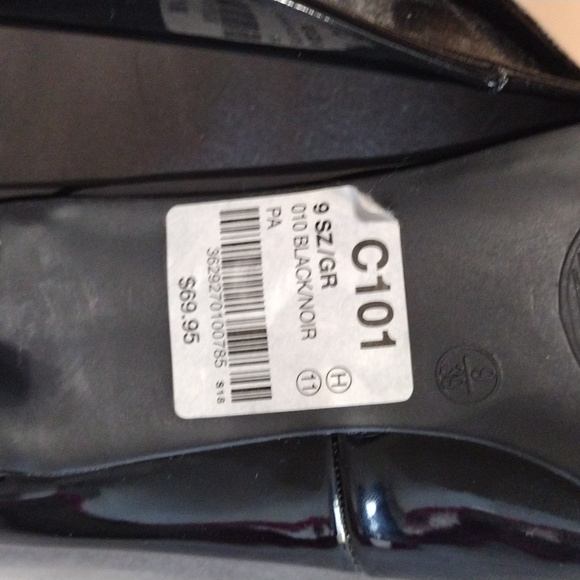 Le Chateau Black Short Heela - Picture 3 of 3